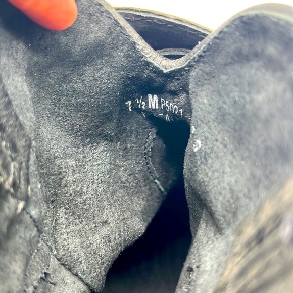 Circle G - Black Leather Distressed Studded Strap Pull On Ankle Boot Size 7.5 - Picture 8 of 15